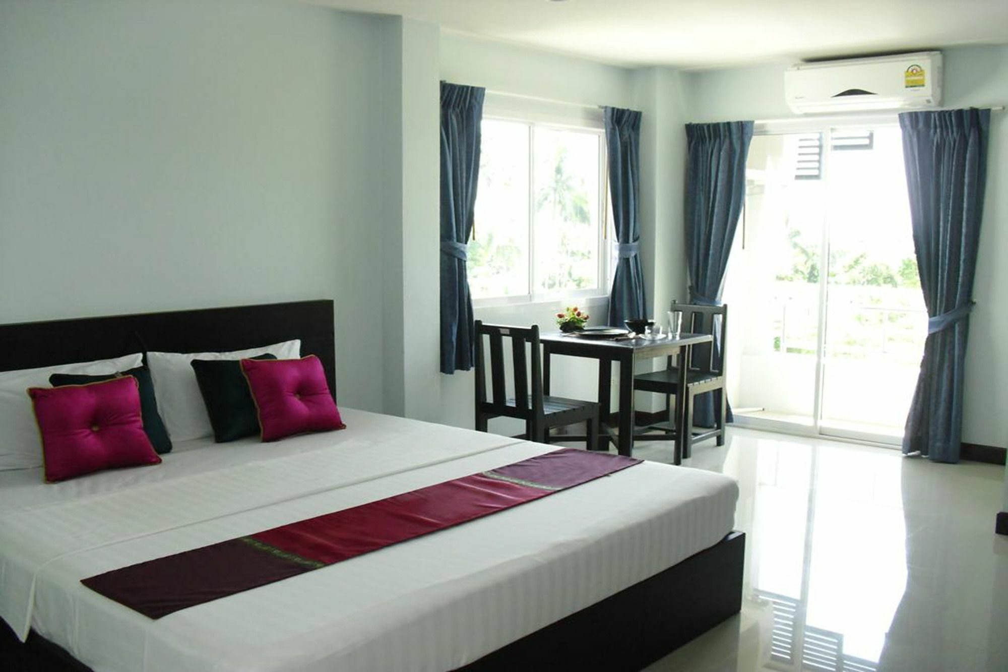 Raya Rawai Place Exterior photo