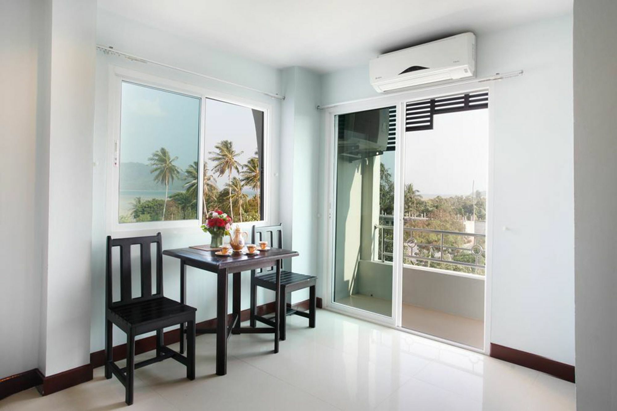 Raya Rawai Place Exterior photo