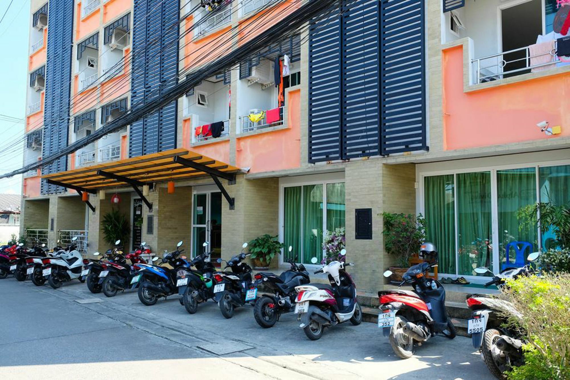 Raya Rawai Place Exterior photo